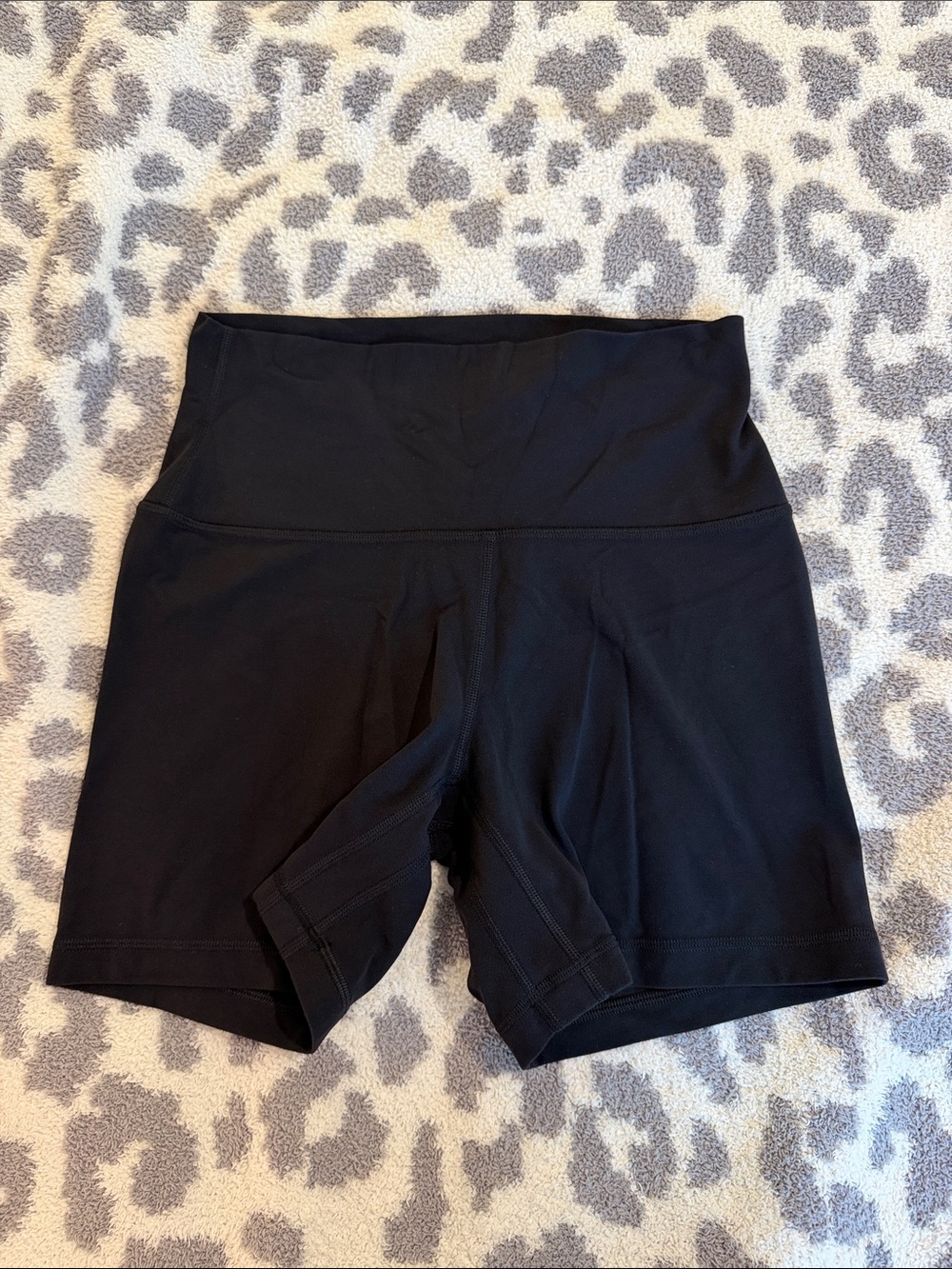 Aritzia Butter Cheeky Infinite High Rise 5” Short